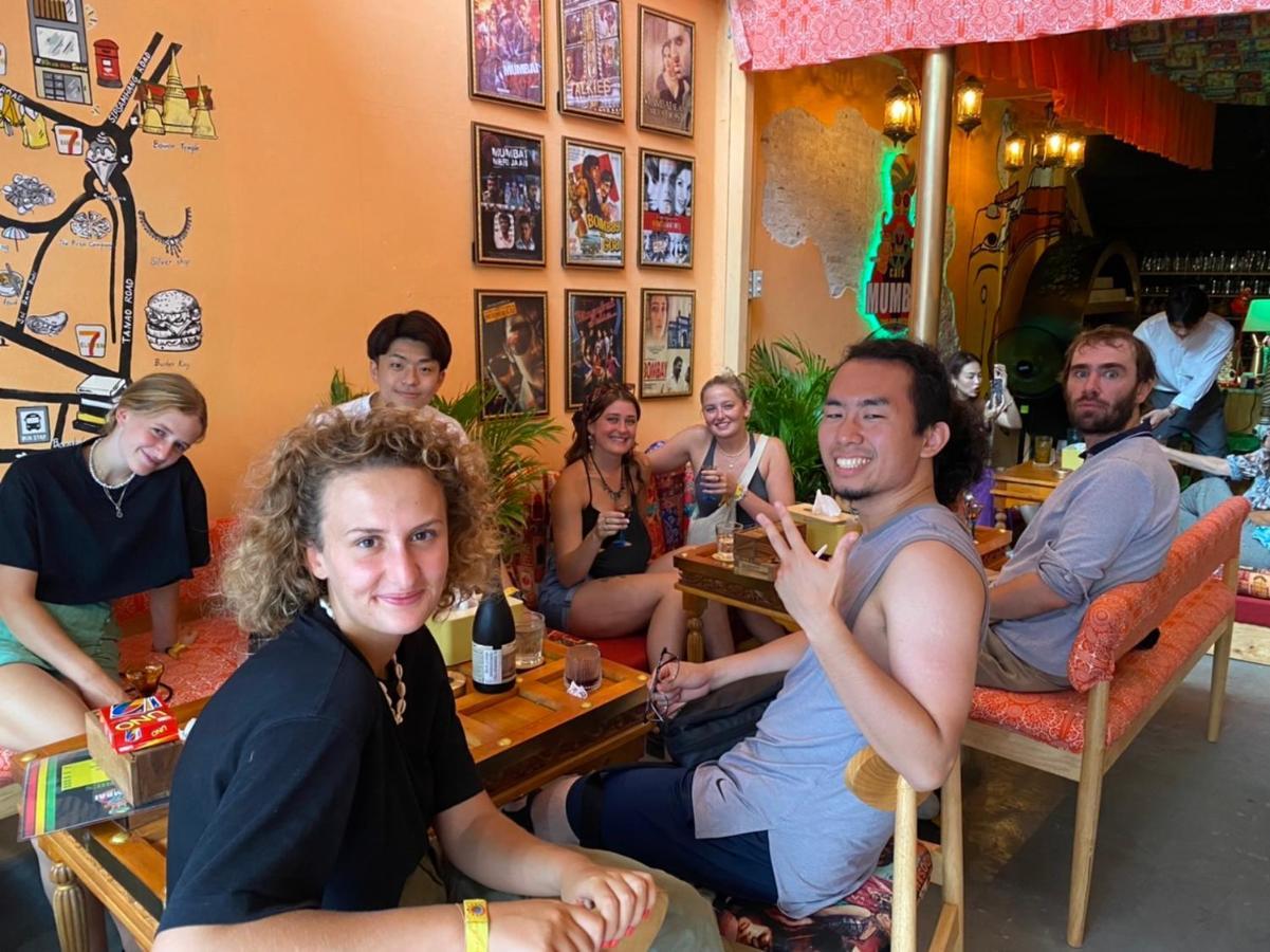 Khao San Social Capsule Hostel Bangkok Exterior photo